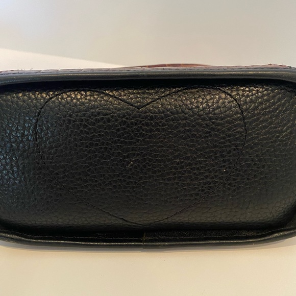 Brighton cross body zippered purse. leather strap. Clip for keys. - Picture 6 of 7